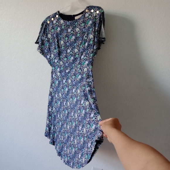 LOFT Women's Slit Flutter Sleeve Floral Dress Navy Blue size 4 - Picture 7 of 14